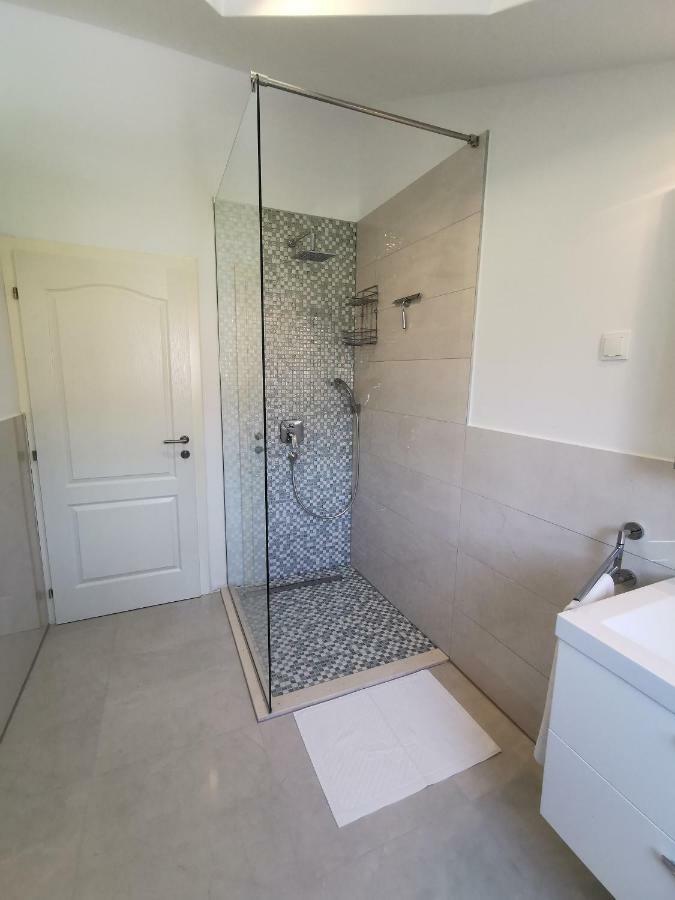 New Apartments 9 Minutes From Split Airport Kaštela Eksteriør bilde
